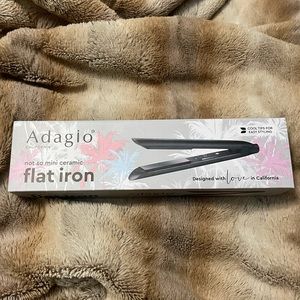 NIB - Adagio - Not So Mini Ceramic Flat Iron